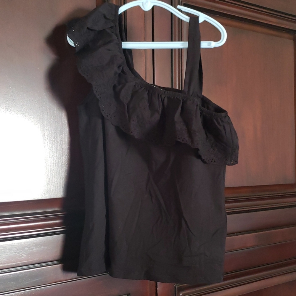 H&M black one cold shoulder top with lace ruffle